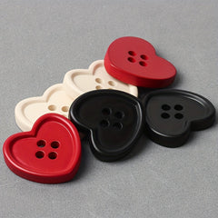 5pcs Heart Shaped Shank Buttons Red Beige Crafts & Clothing Repair