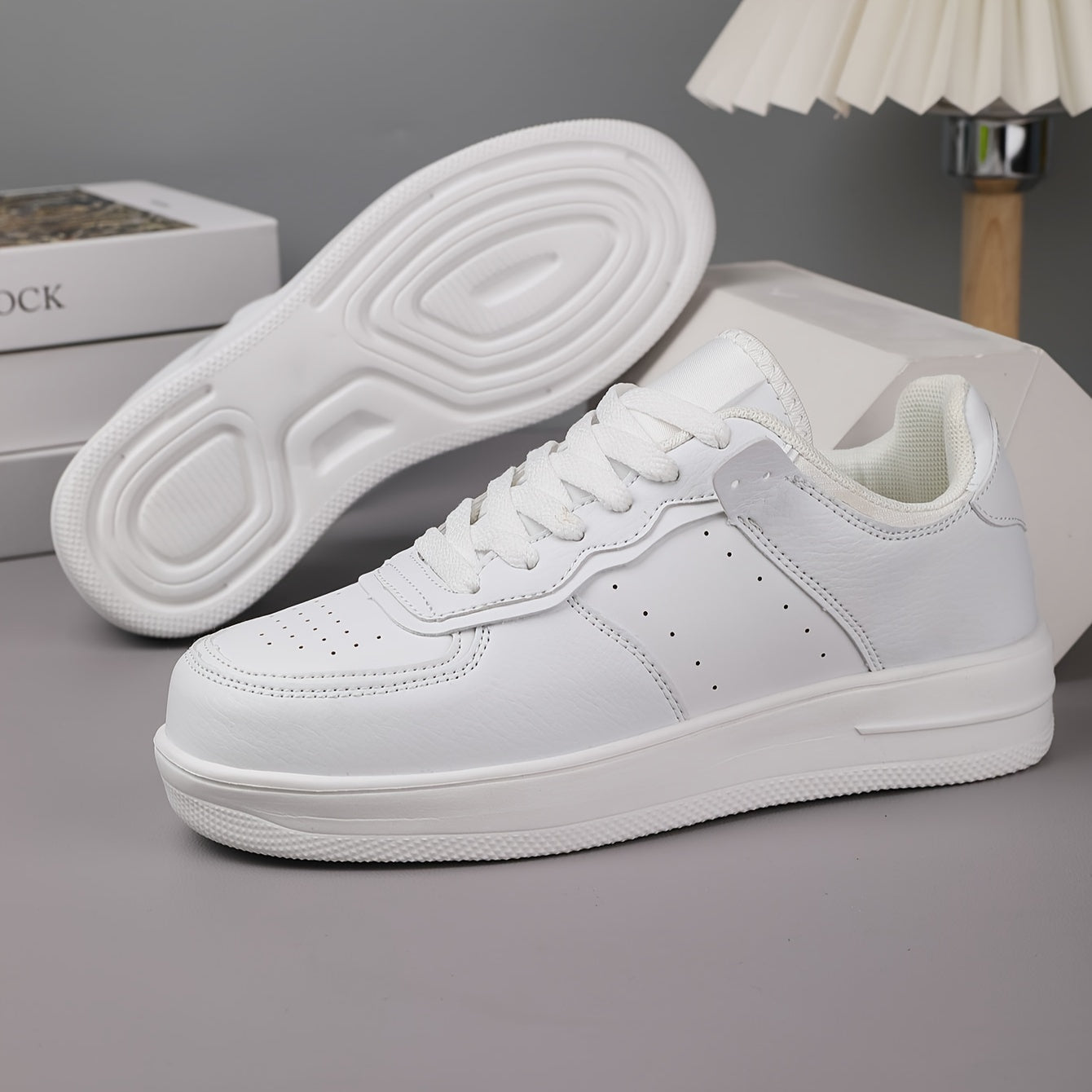 Solid Non-Slip Skate Shoes Lightweight Outdoor Sport Sneakers