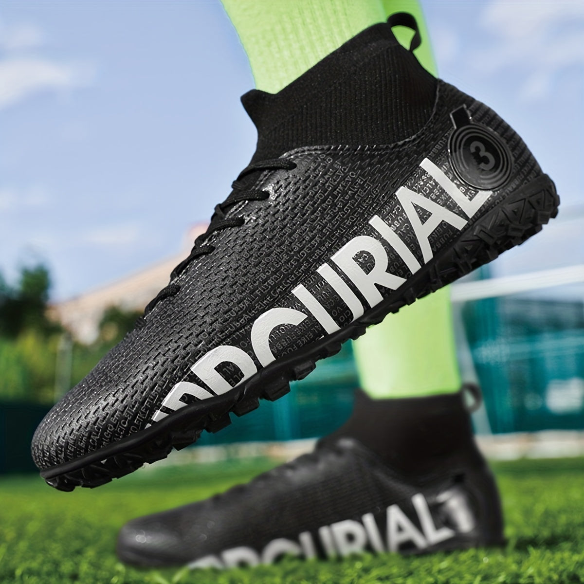 Men's Non Slip Soccer Shoes Lightweight Breathable Cleats