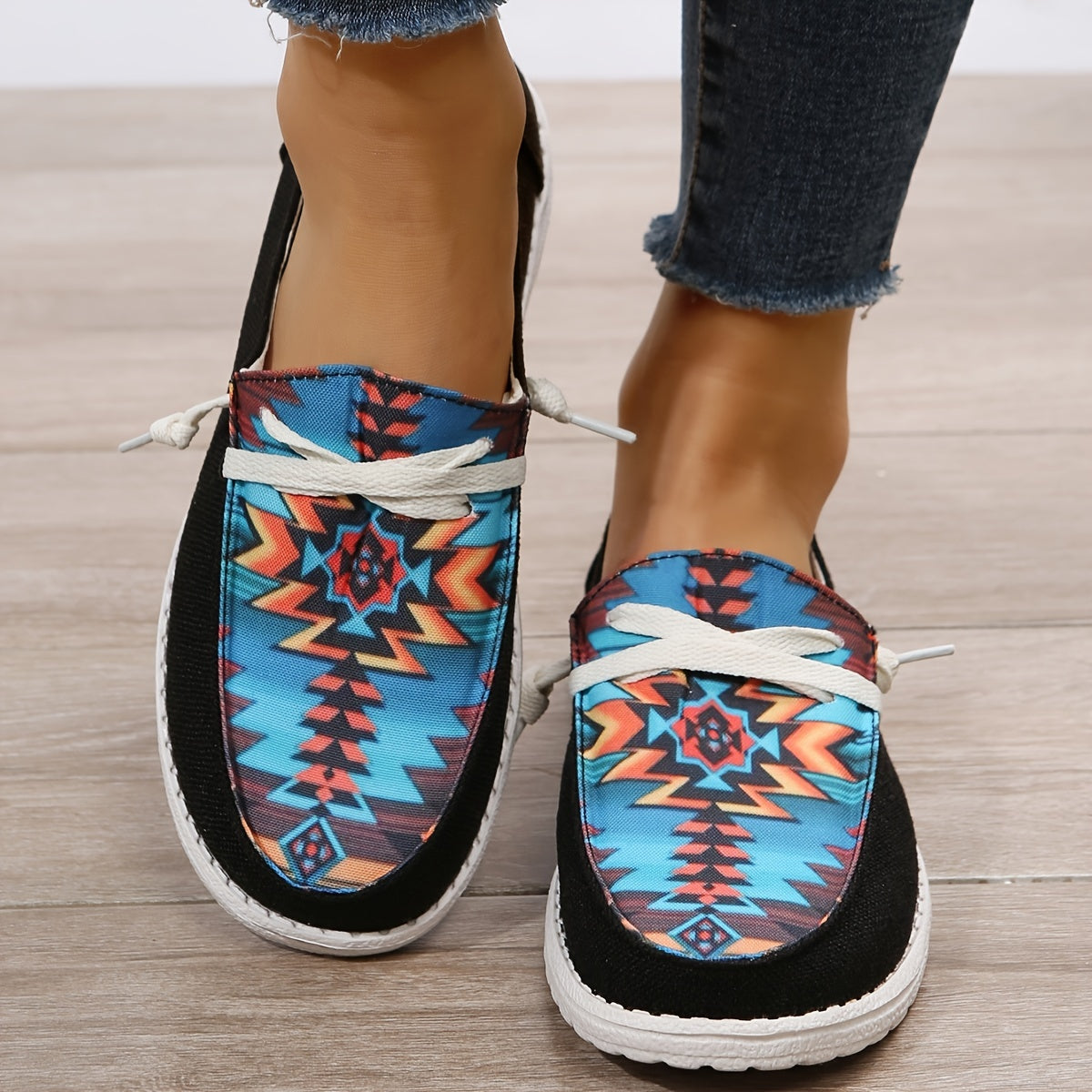 Women's Geometric Flat Canvas Shoes Lightweight Non slip Low Top Shoes