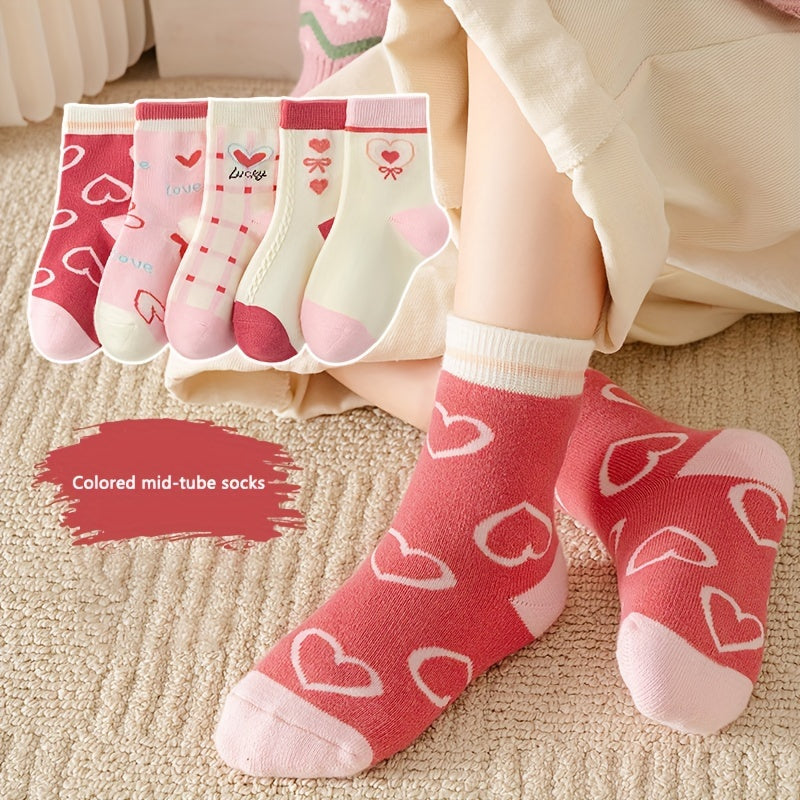 Girl's Cartoon Love Heart Pattern Knitted Socks - Comfy Crew Socks