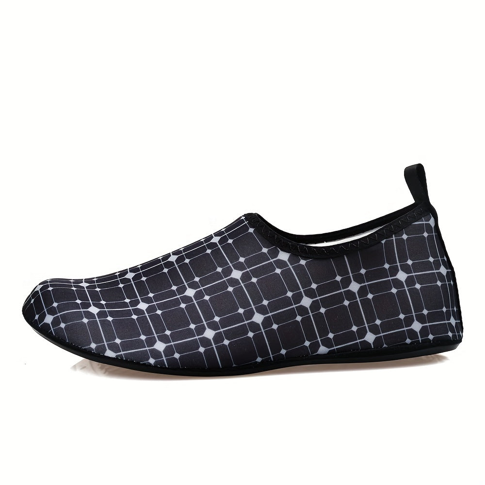 Women's Plaid Pattern Slip On Water Socks Quick Drying Shoes