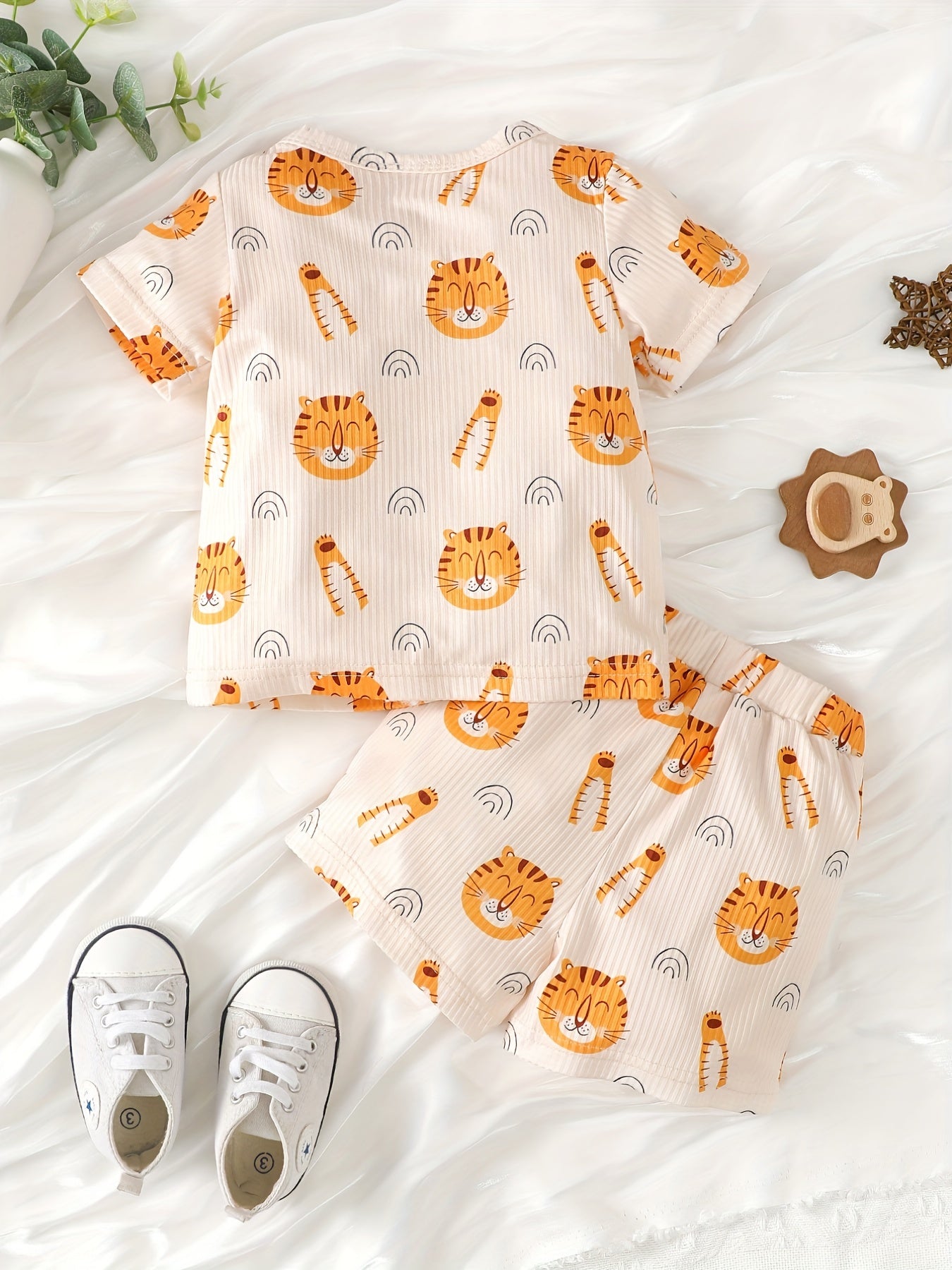 2pcs Baby Boys Dinosaur T shirt & Shorts Set Clothes