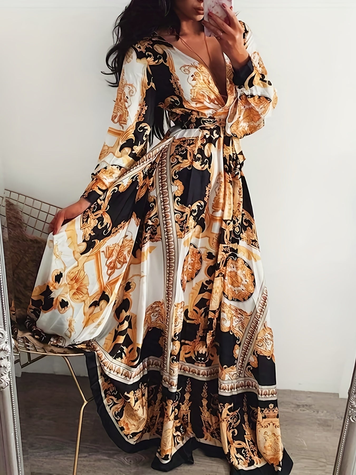 Women's Plus Baroque Print Long Sleeve Maxi Dress