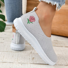Floral Embroidered Slip-On Sneakers Low Flying Non-Slip Shoes