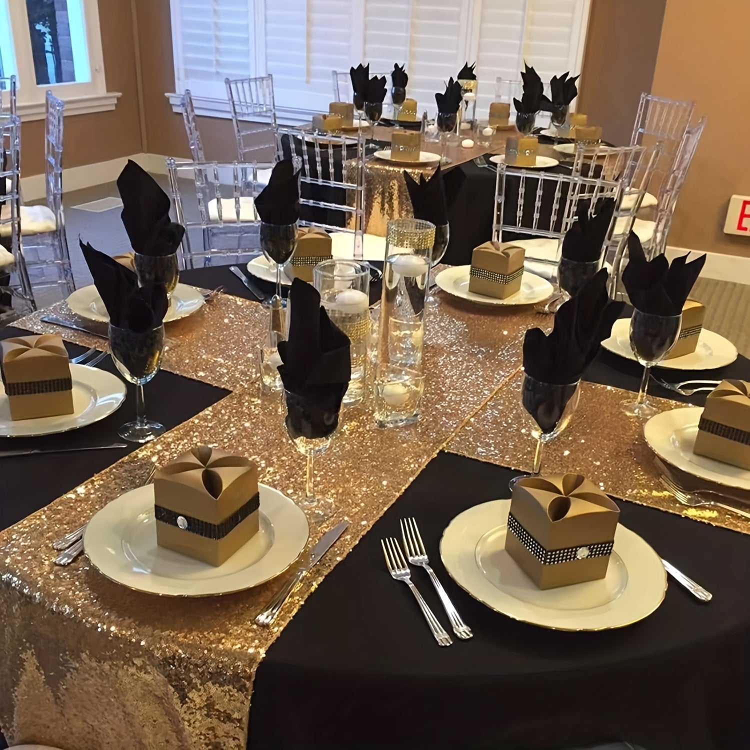 Sequin Table Runner for Celebrations - Elegant and Stylish - 1pc