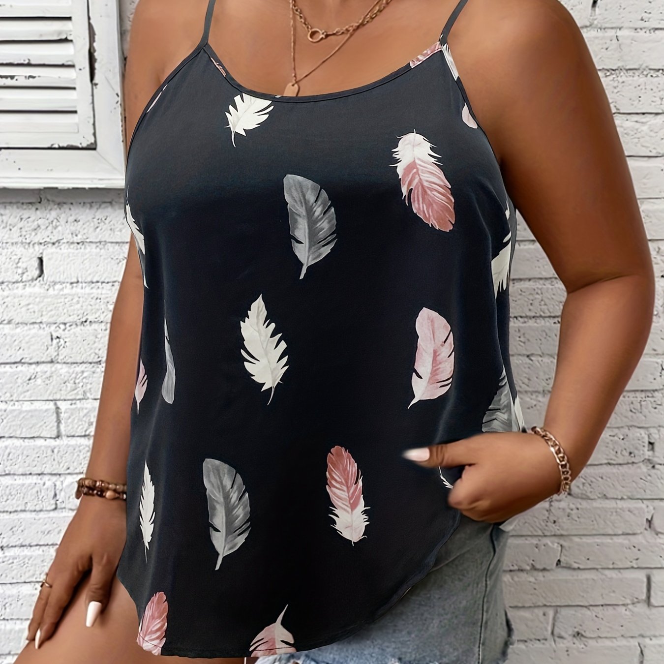 Feather Print Round Neck Cami Top
