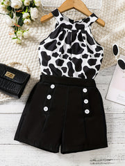 2pcs Toddler Girls Cow Graphic Halter Top & Double Breasted Shorts Set