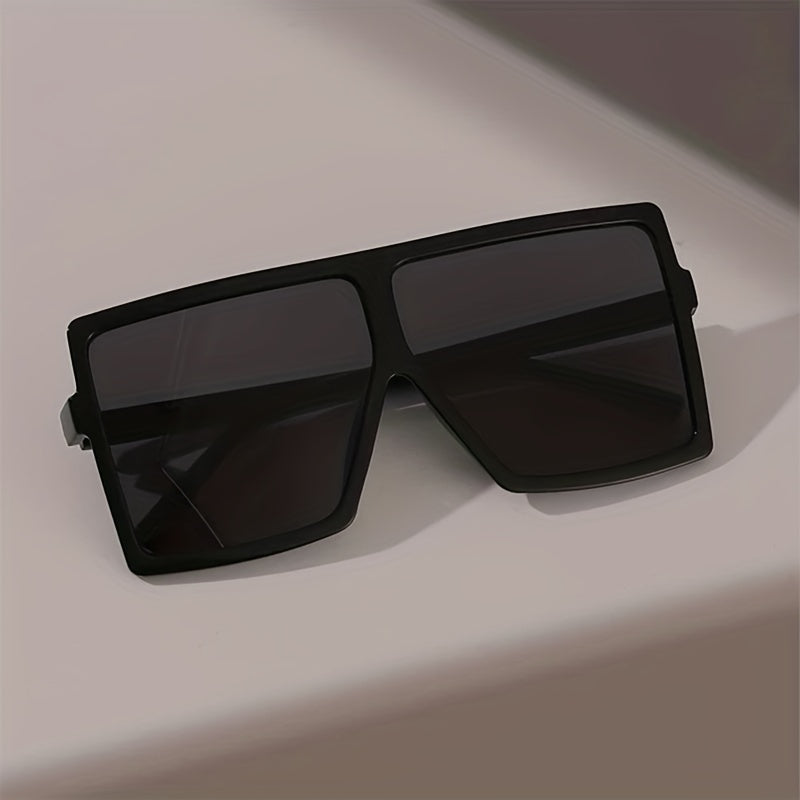 Men's Vintage Square Frame Sunglasses for Holiday Party