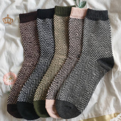 5 Pairs Men's Crew Socks Breathable Comfy Unisex Casual Socks