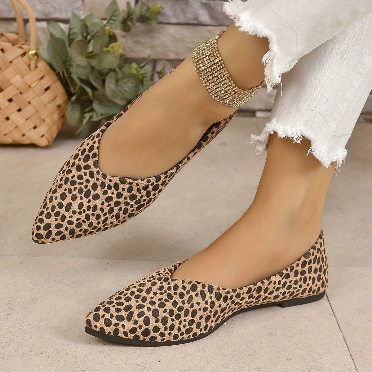 Leopard Print Slip-On Point Toe Mules Low Heel Lightweight Shoes