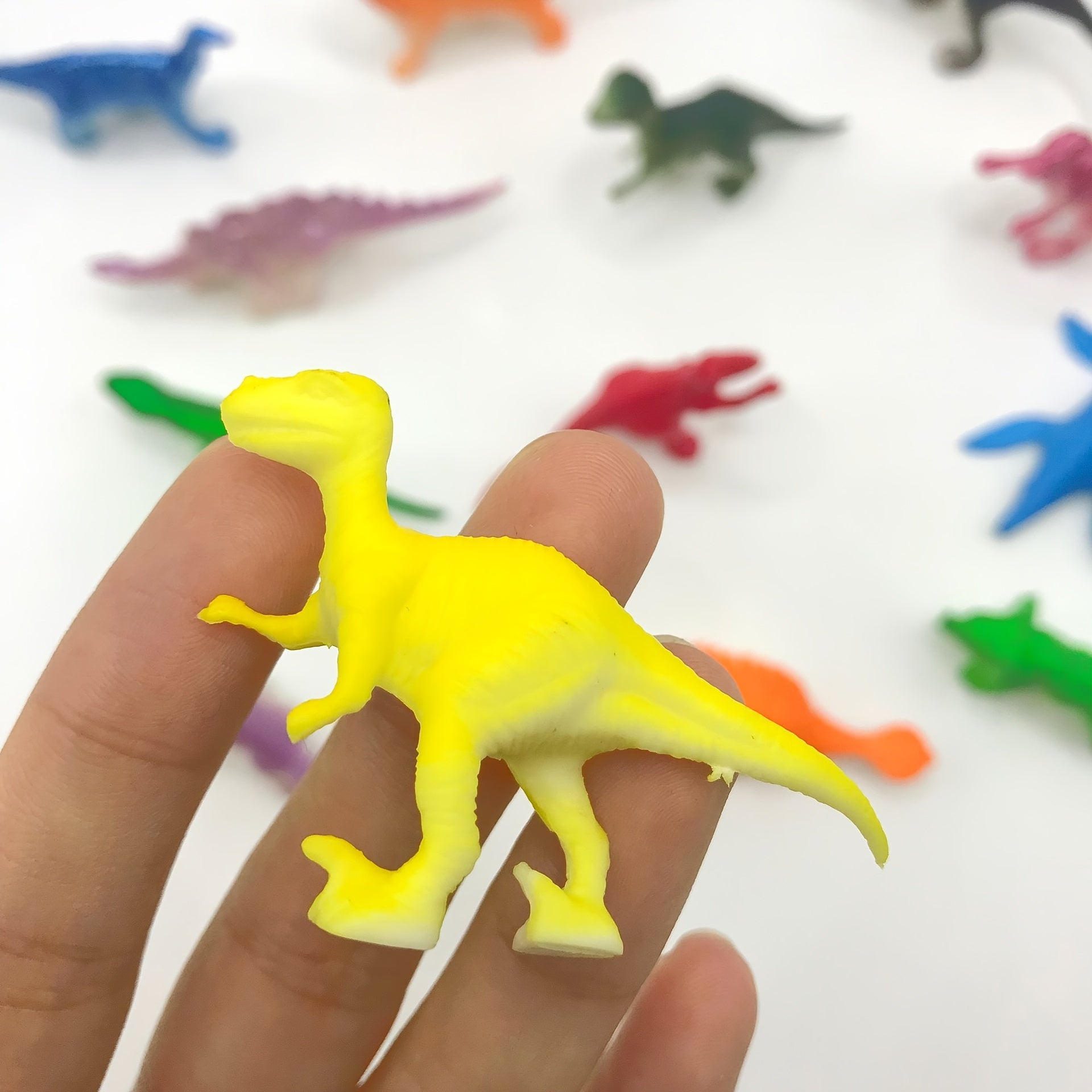 32pcs Dinosaur Model Set - T Rex, Pterosaur, Triceratops - Collectibles & Toys