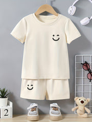 2pcs Boys Funny Face T-shirt & Shorts Set for Summer