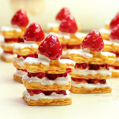 2pcs Christmas Cake DIY Home Decoration Dollhouse Ornament