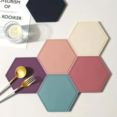 2pcs Heat Resistant Pot Mats Hexagonal Design
