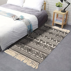 Bohemia Poppy Cotton Linen Tassel Mat with Tassel Decor