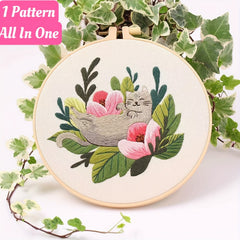 Kitten Embroidery Kit for Beginners - Includes Cloth, Hoop, Needles