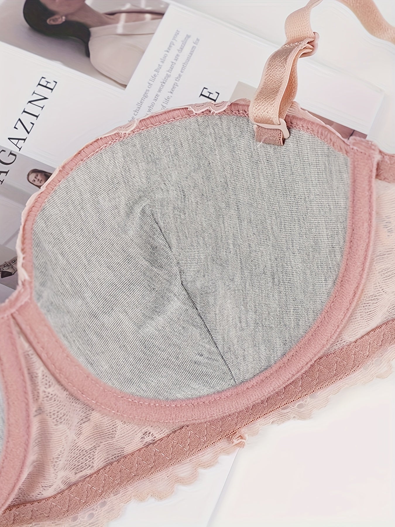 Contrast Lace Push Up Bra Comfy & Breathable Women's Lingerie