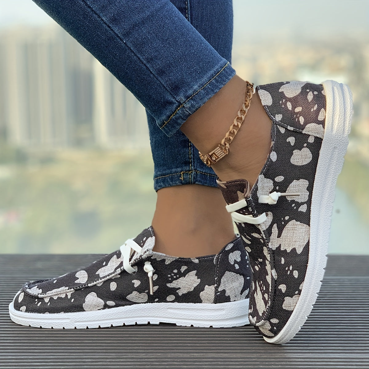 Women's Outdoor Skateboard Shoes with Cow Print