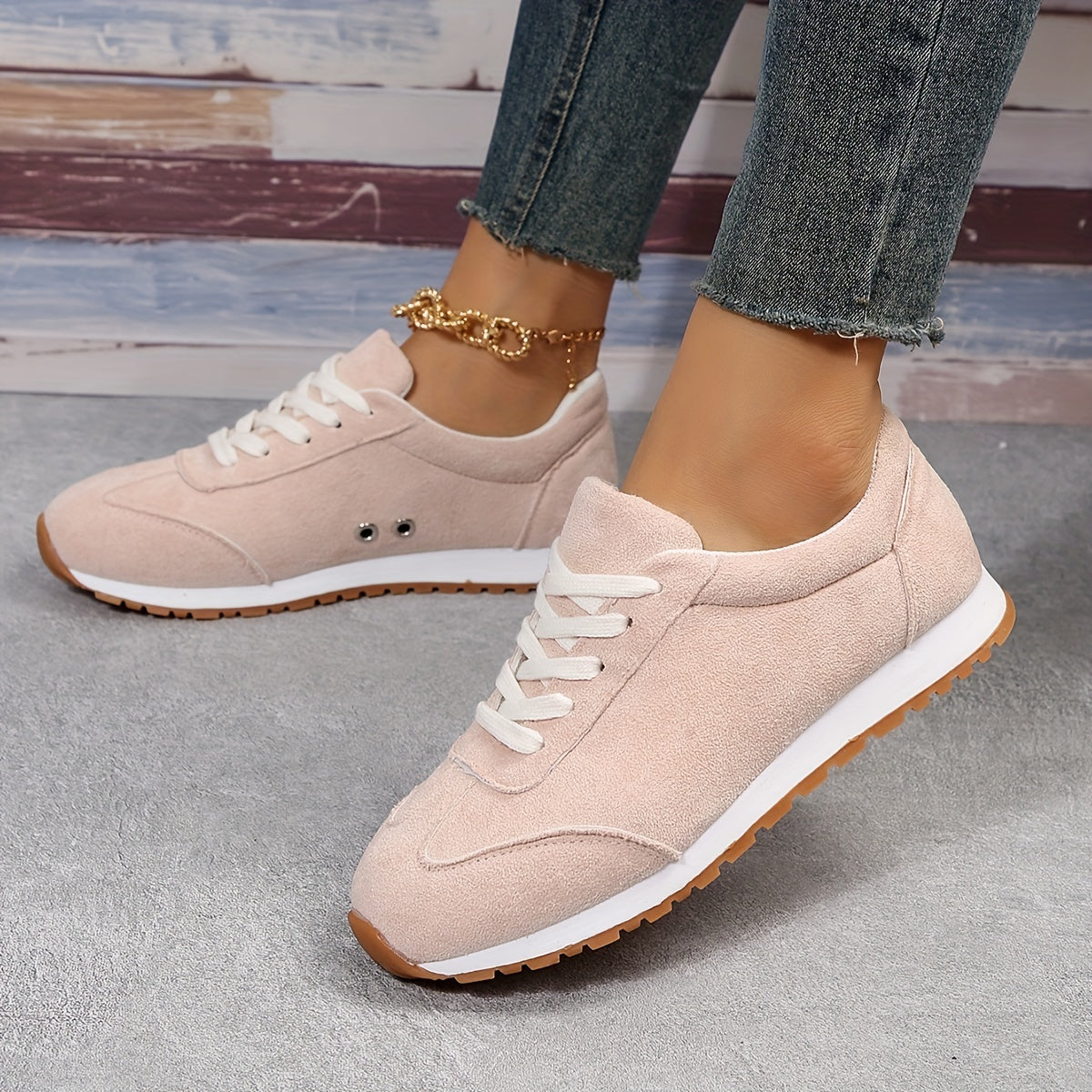 Women's Solid Platform Sneakers Casual Lace Up Outdoor Shoes