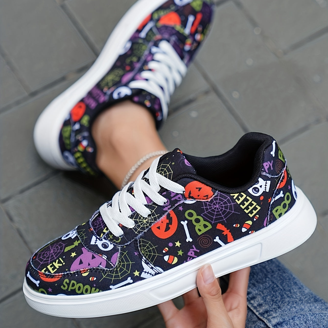 Halloween Graffiti Print Canvas Sneakers