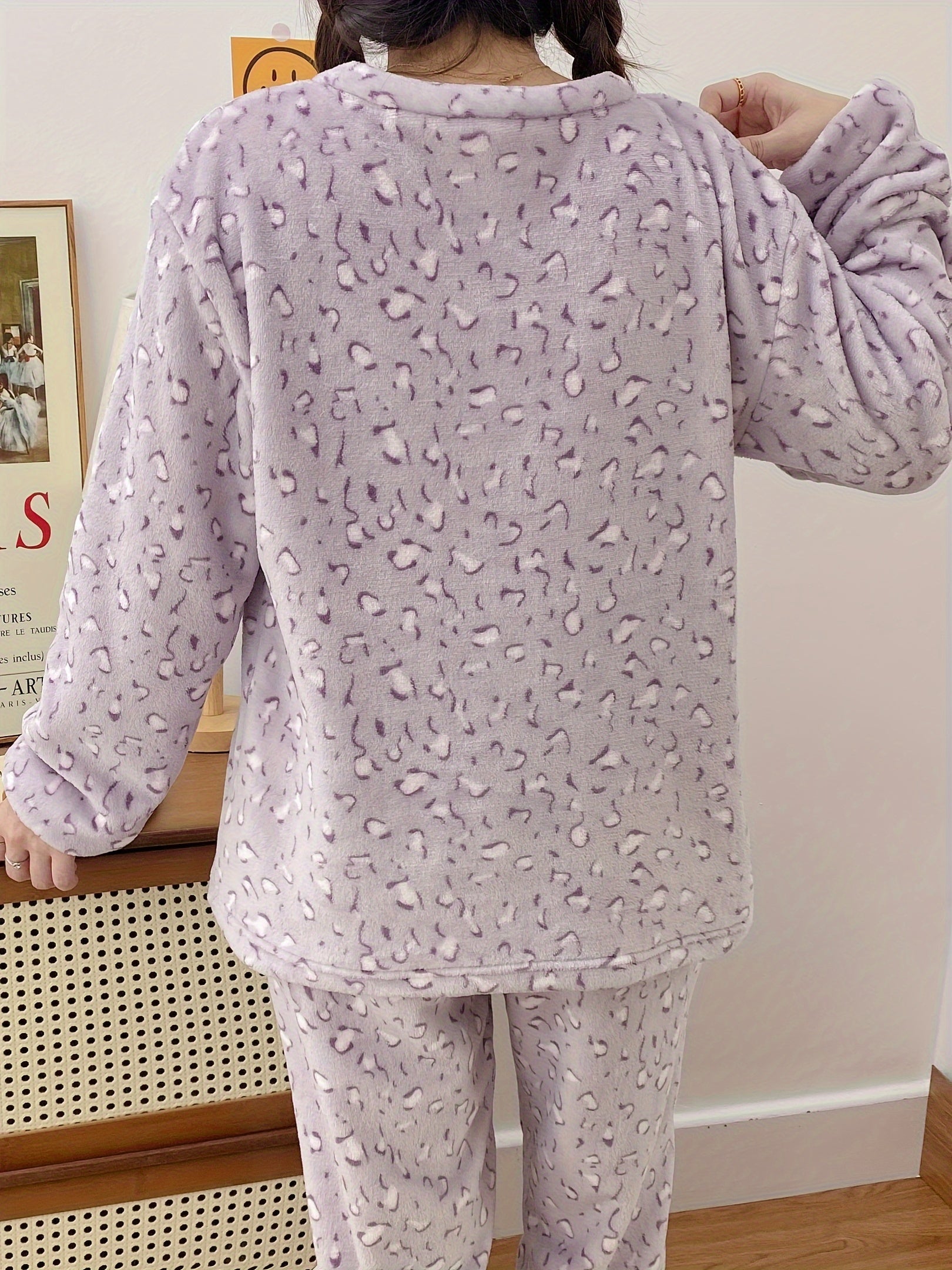 Leopard Print Lounge Set Crew Neck Top & Pants Women's Loungewear