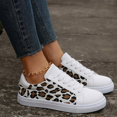 Leopard Print Faux Leather Non Slip Skate Shoes Flat Comfortable Wear Resistance