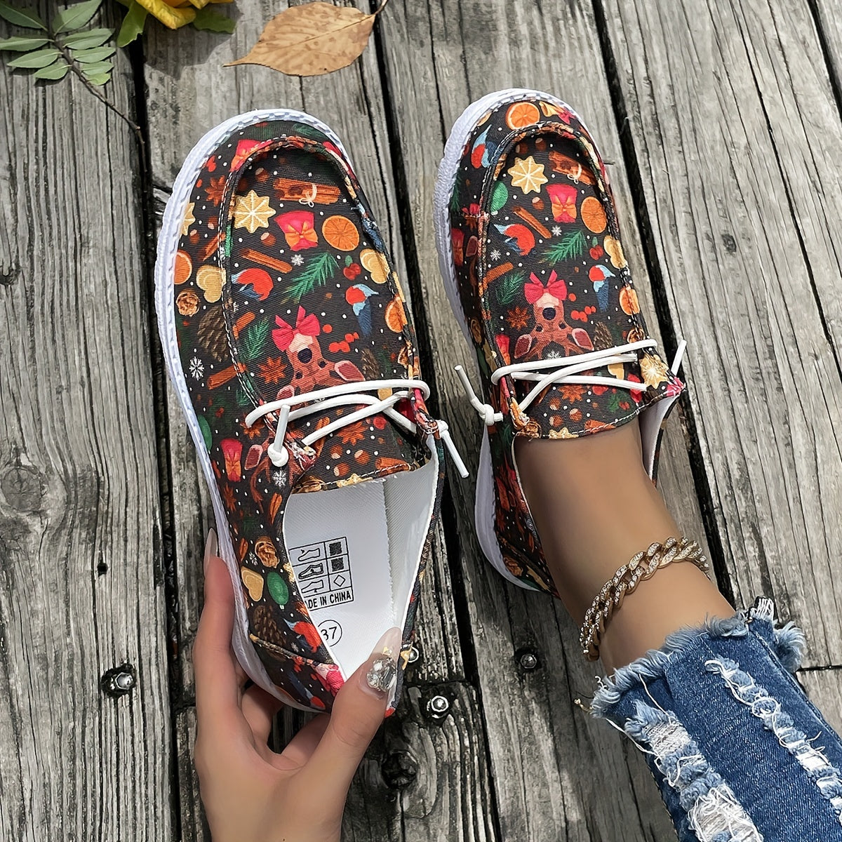 Christmas Elements Colorful Low Top Sneakers Lightweight Non slip Shoes