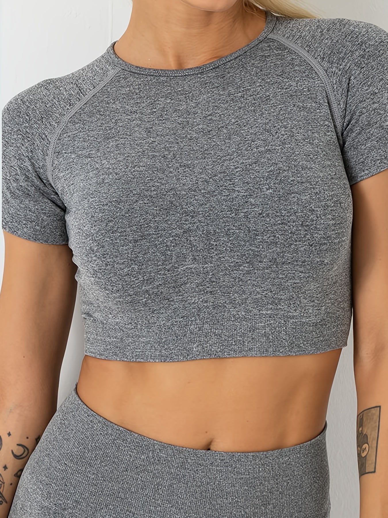 2pcs Seamless Workout Sets Crop Top & Biker Shorts Women's Activewear