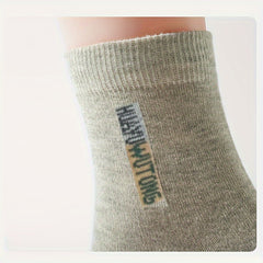 10 Pairs Men's Solid Crew Socks Breathable Comfy Casual Unisex Socks