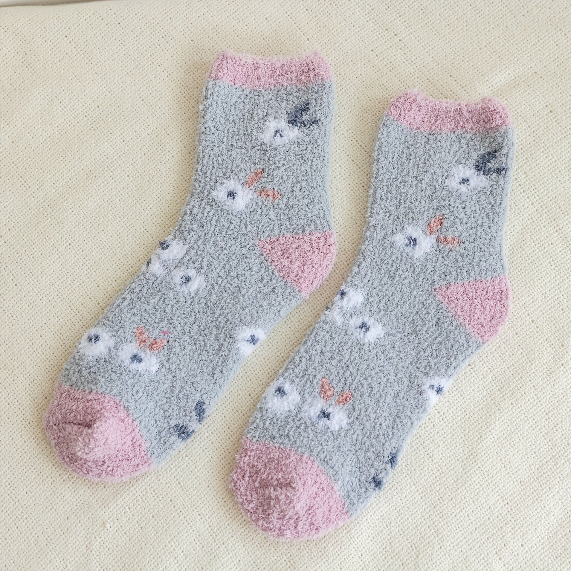 Floral Print & Colorblock Fuzzy Socks Set