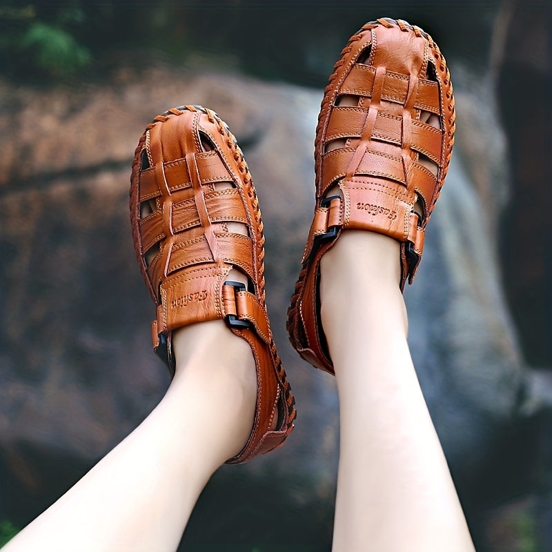 Men's Closed Toe Hook And Loop Sandals Non Slip Beach Shoes