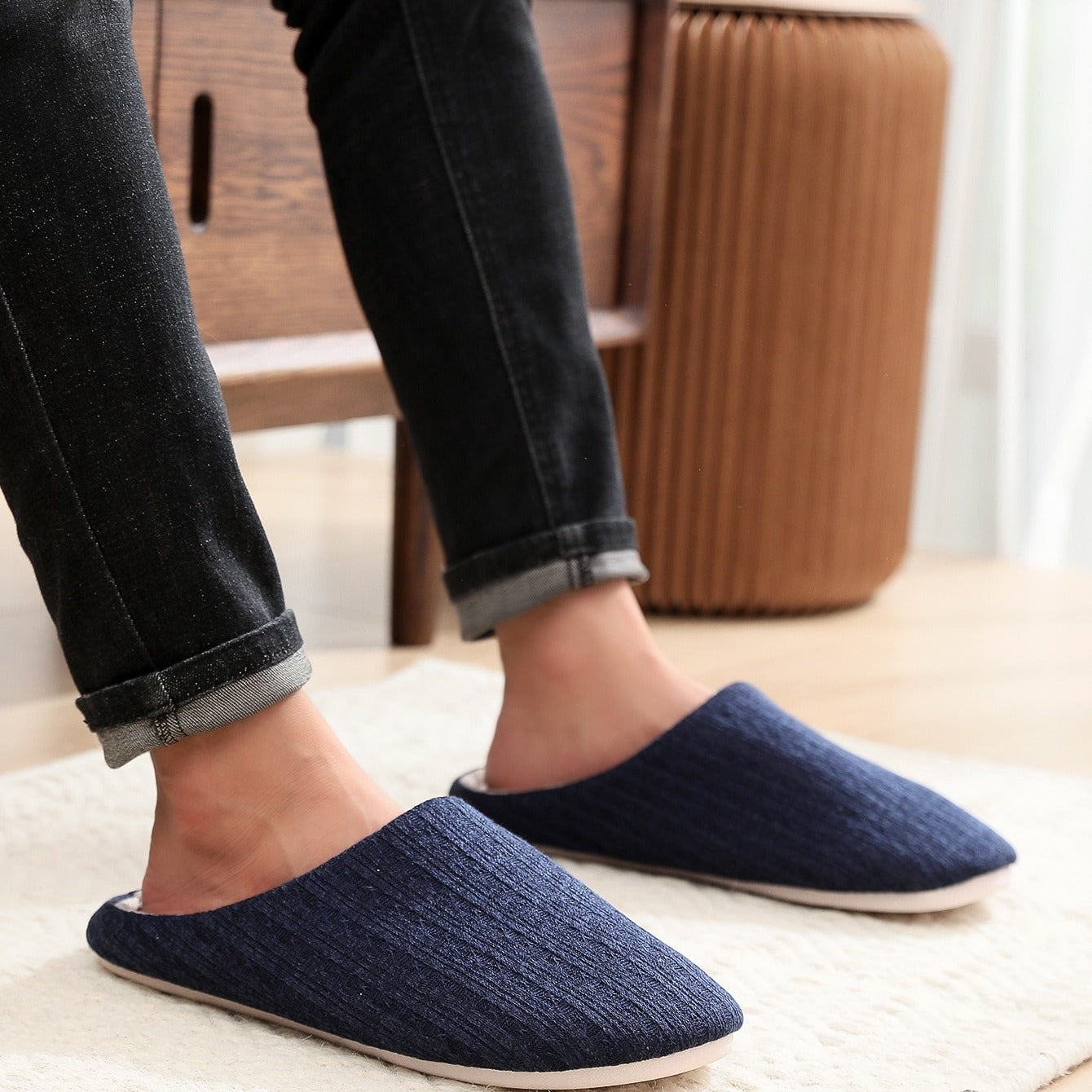 Men's Minimalist Bedroom Slip On Slippers