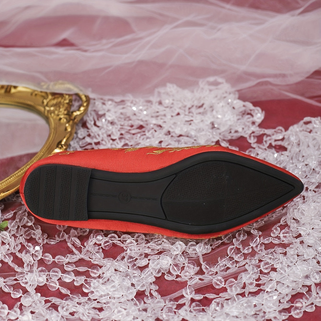 Embroidered Flat Shoes Pointed Toe Slip On Wedding Shoes Soft Sole