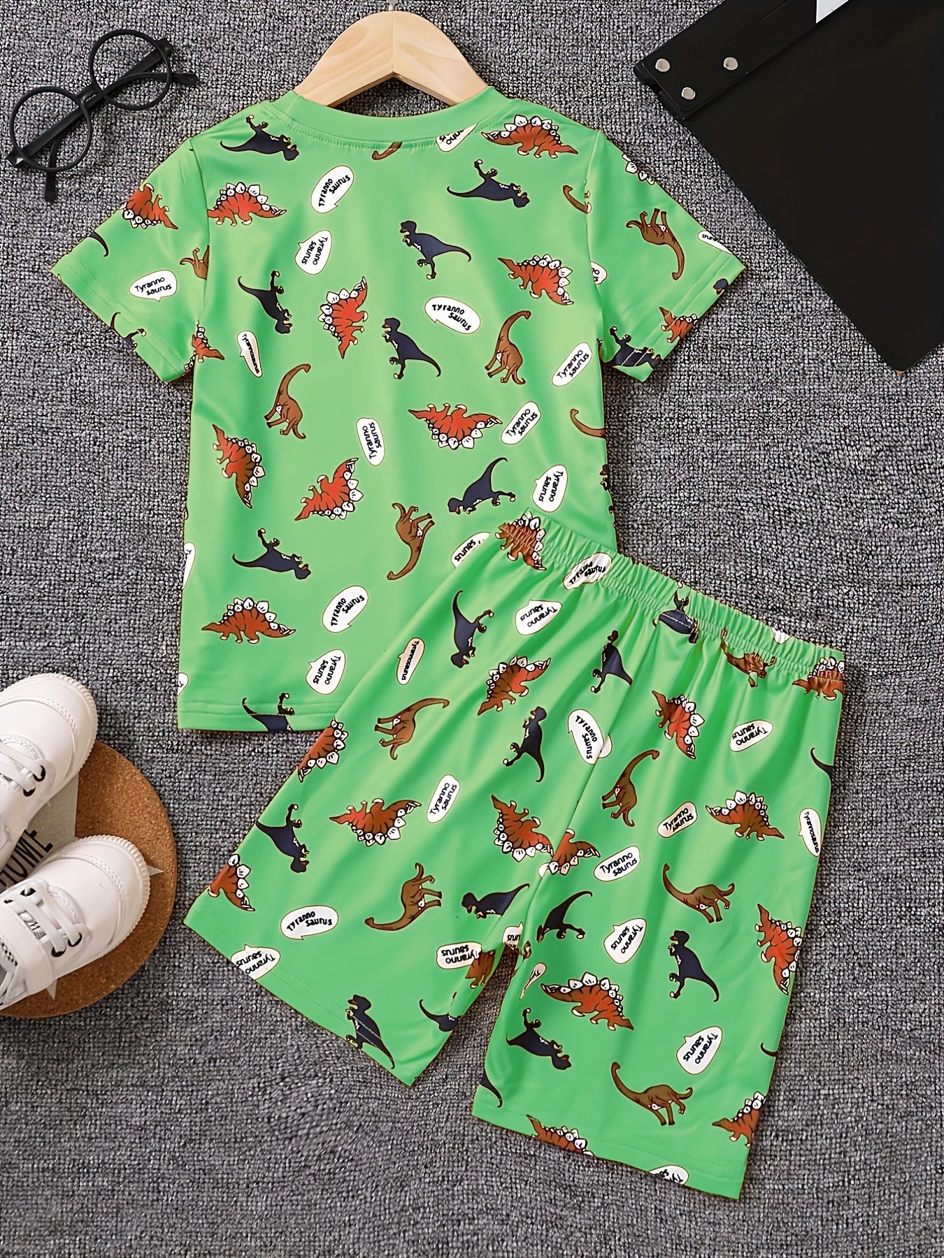 Boys Dinosaur Graphic Print T-shirt & Shorts Set for Summer