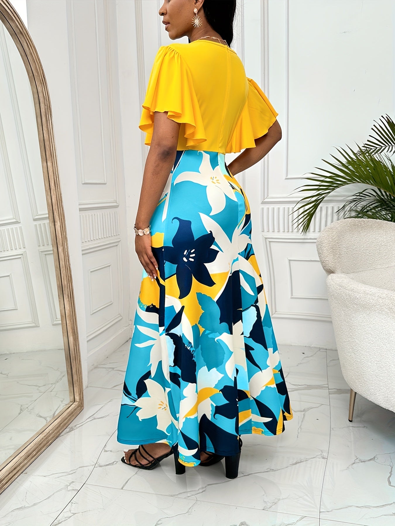 Floral Print Flutter Sleeve Dress V-Neck for Spring & Summer