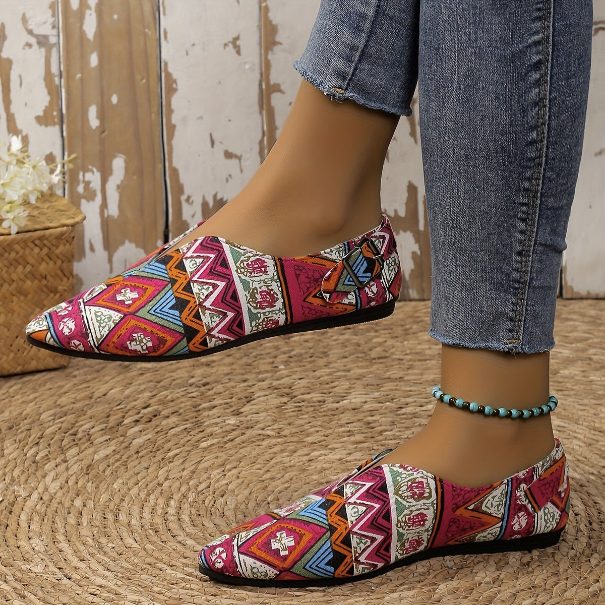 Women's Ethnic Style Printed Flat Shoes Casual Geometric Pattern Point Toe Shoes