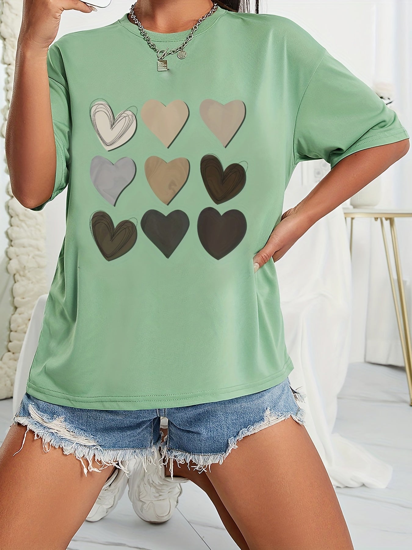 Heart Print Crew Neck T Shirt Loose Fit Short Sleeve Graphic Tee