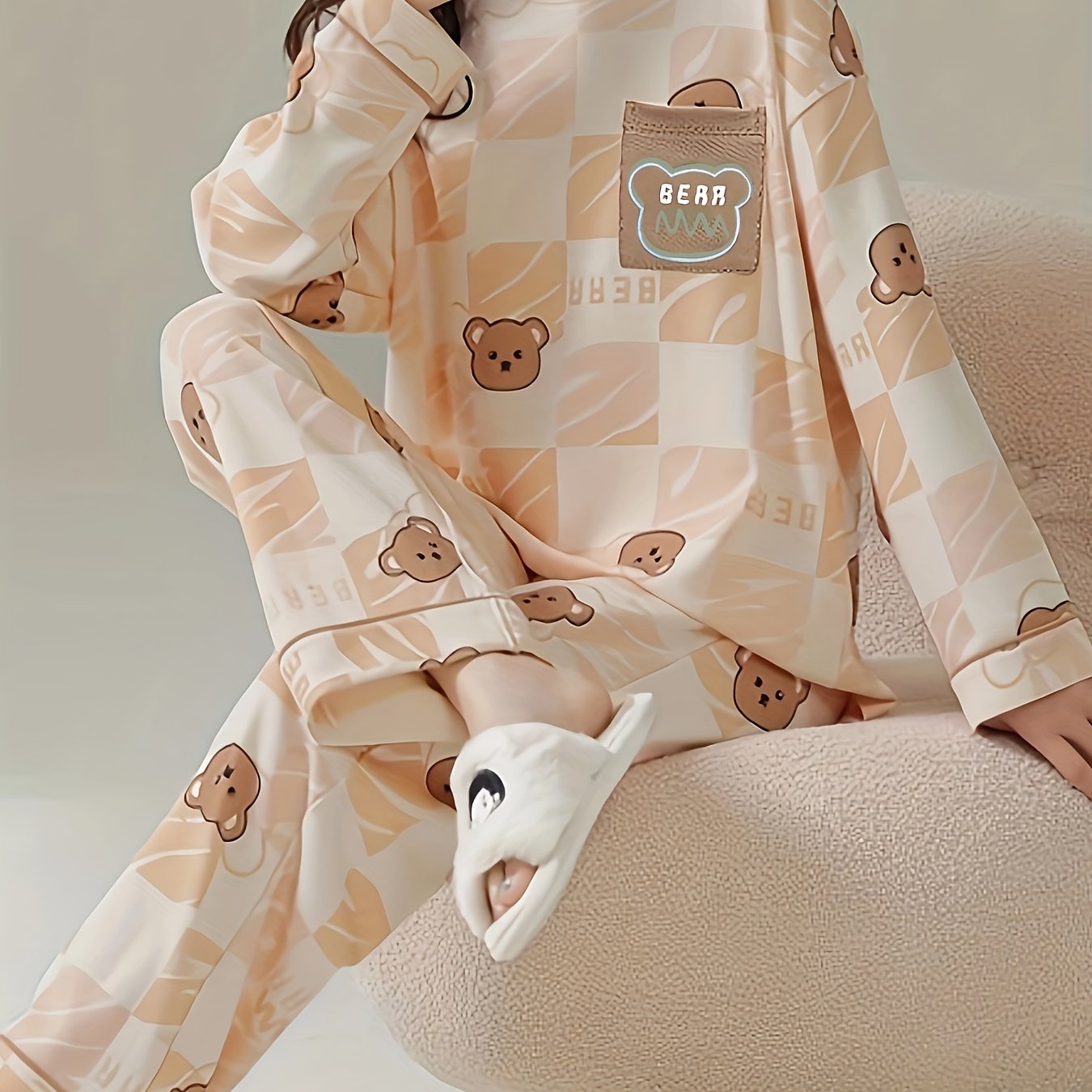 Bear Print Pajama Set Long Sleeve Crew Neck Top & Pants