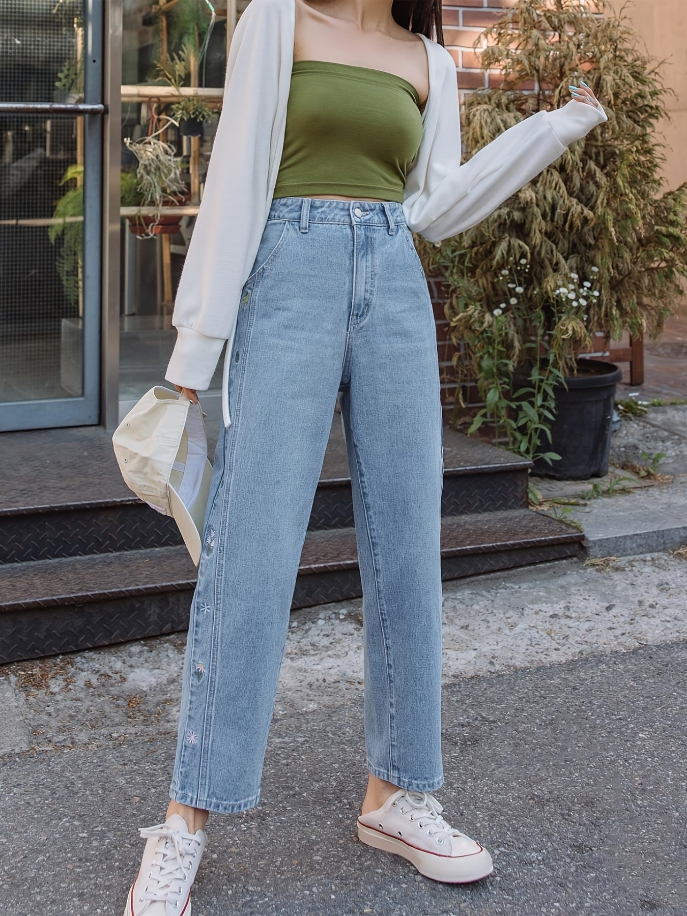 Floral Embroidered Straight Jeans Women's Denim Pants