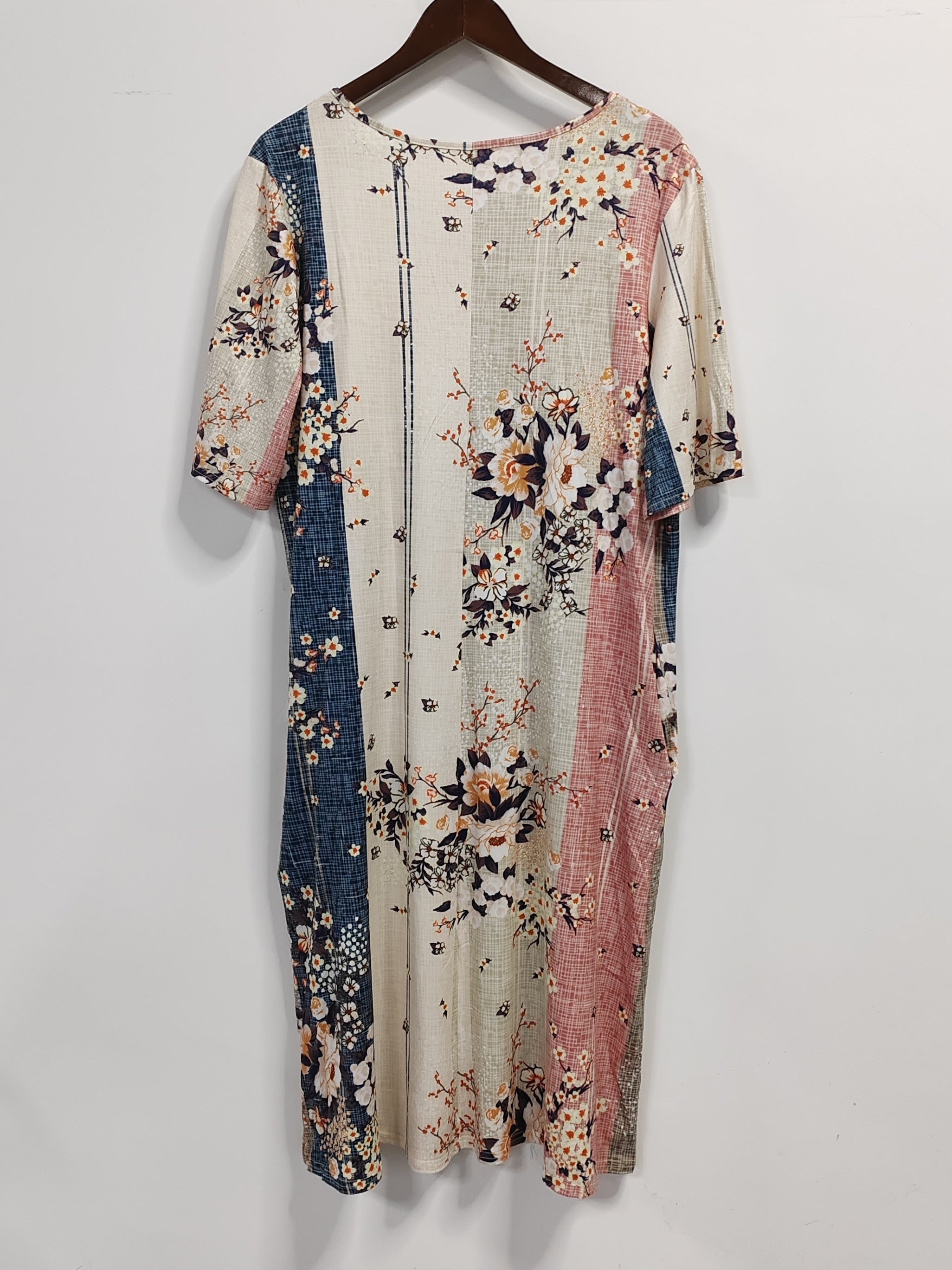 Floral Print Short Sleeve Notched Neck Dress