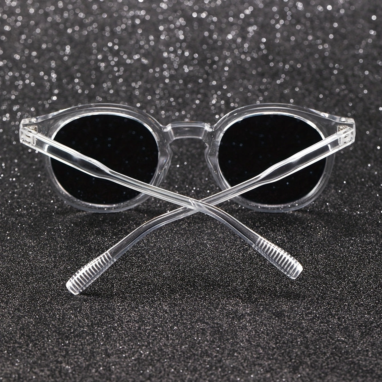 Men's Round Frame Sunglasses With Case