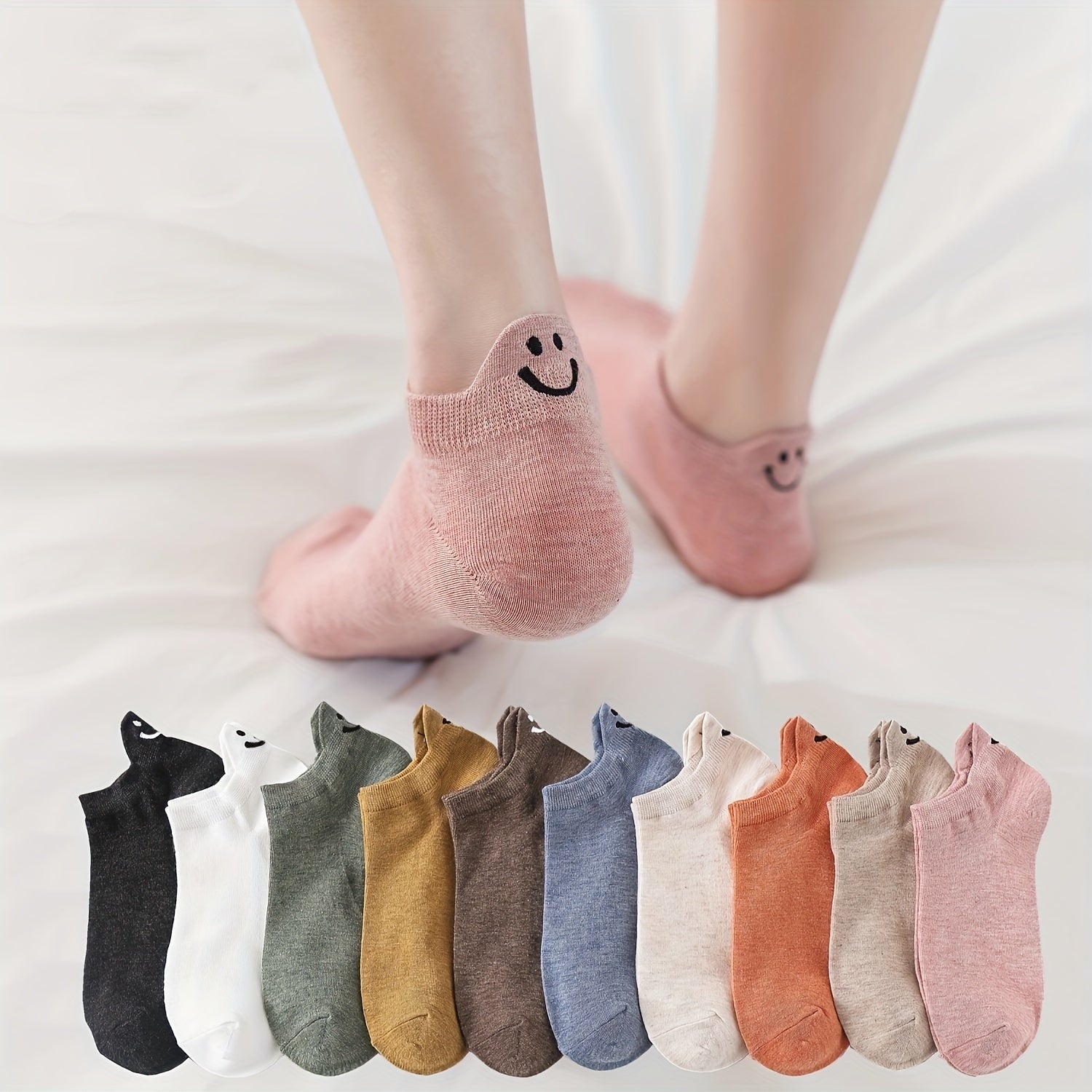 10 Pairs Smiling Embroidery Socks Women's Stockings
