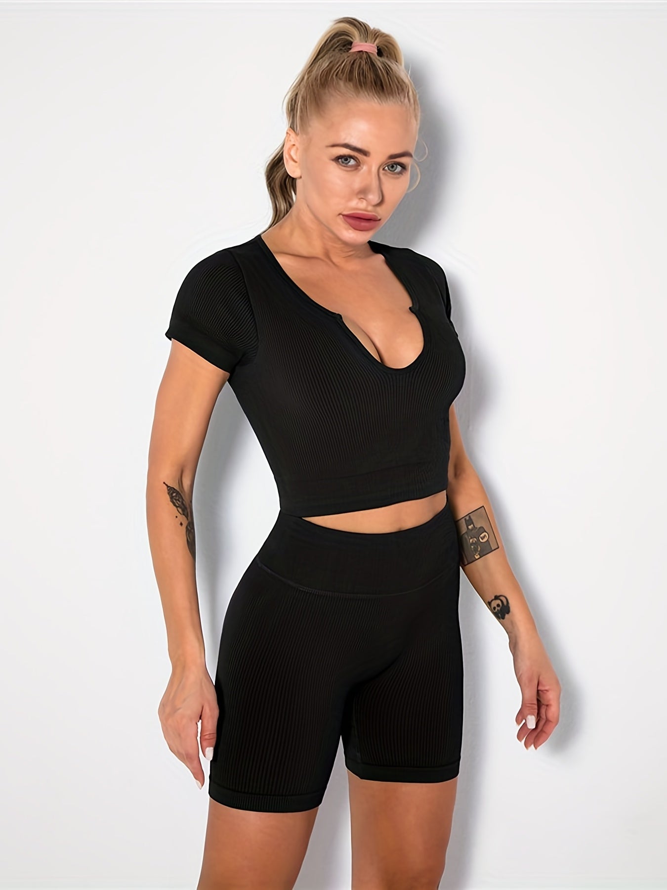 Seamless Rib Knit Sports Set: Short Sleeve Top & Shorts