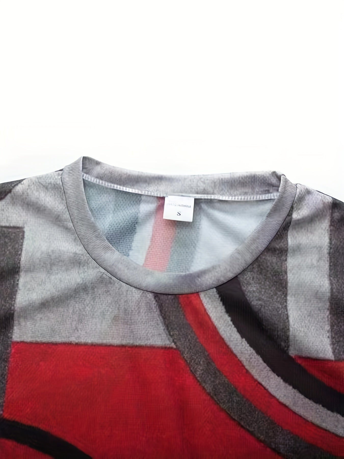 Men's Geometric Pattern Tee for Summer Outdoors