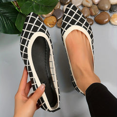 Women's Lightweight Breathable Flat Shoes Slip On Casual Walking Shoes