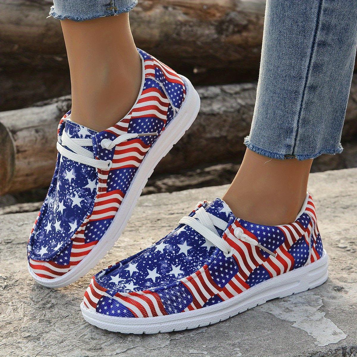 Women's Star Print Canvas Shoes Lightweight Lace Up Outdoor Shoes