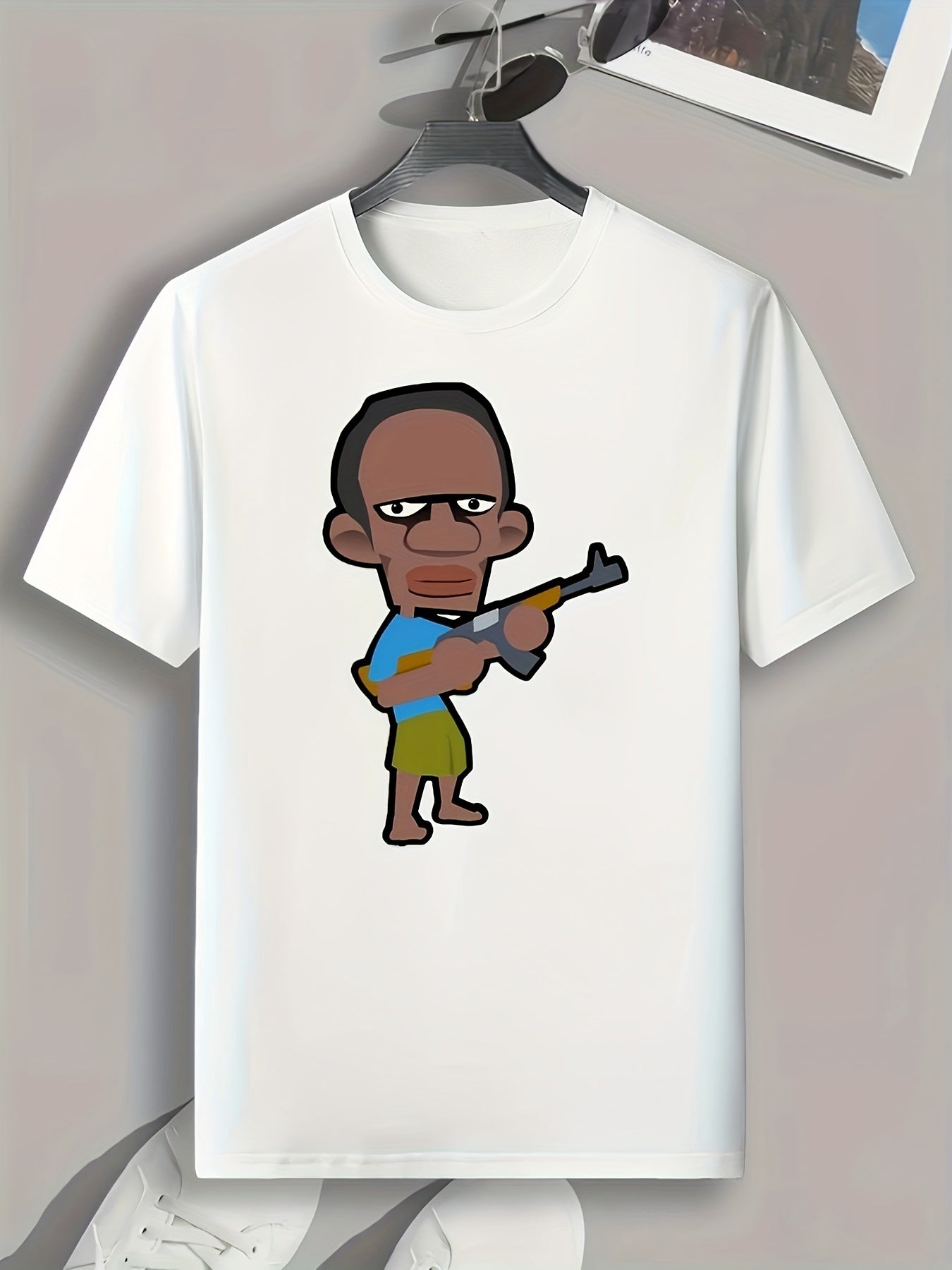 Cartoon Character Print Men's Graphic T-shirt for Summer