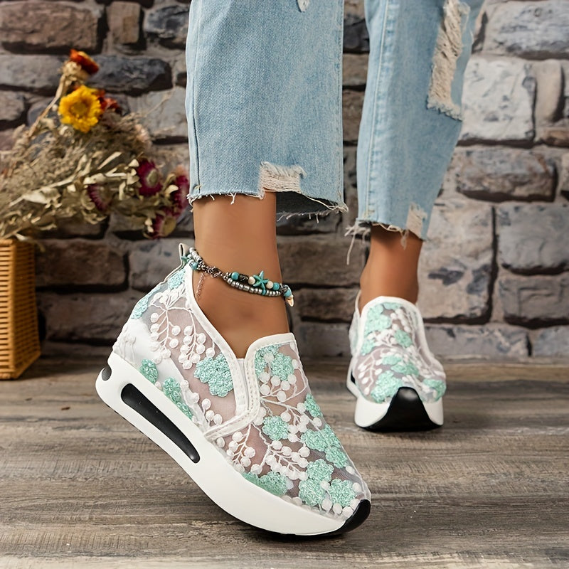 Women's Floral Embroidered Slip On Platform Loafers