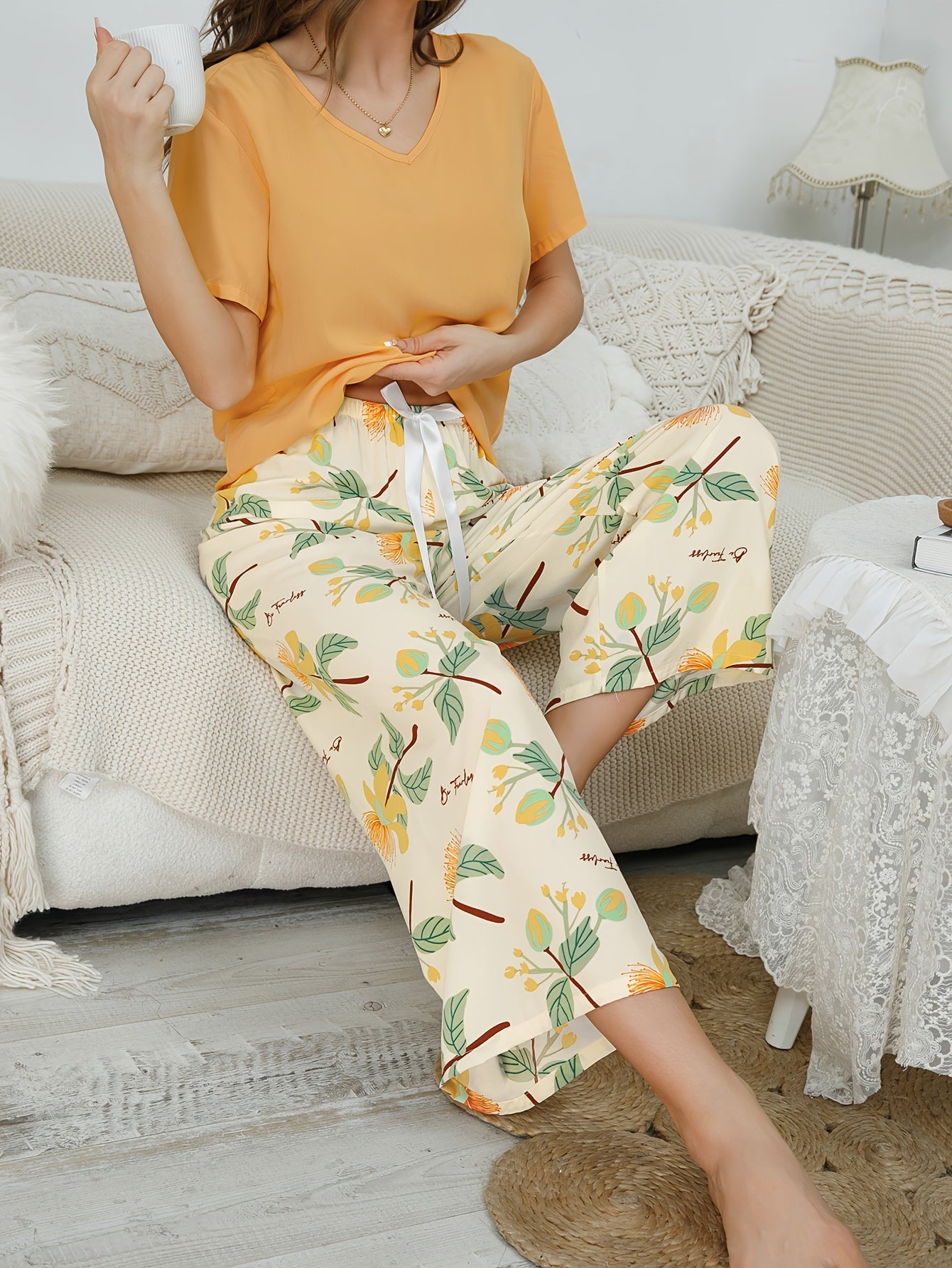 Floral Pajama Set Short Sleeve V Neck & Bow Pants
